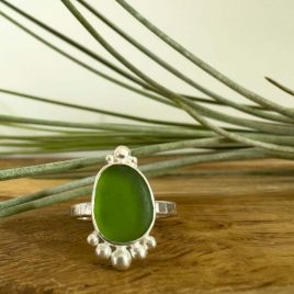 Moss Green Boho Seaglass Ring – Gyllyngvase – Size M