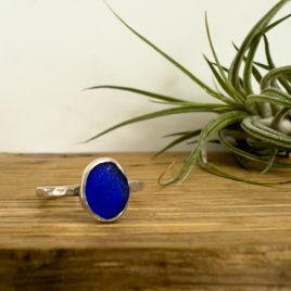 Cobalt Blue Seaglass Ring – Gyllyngvase – size M